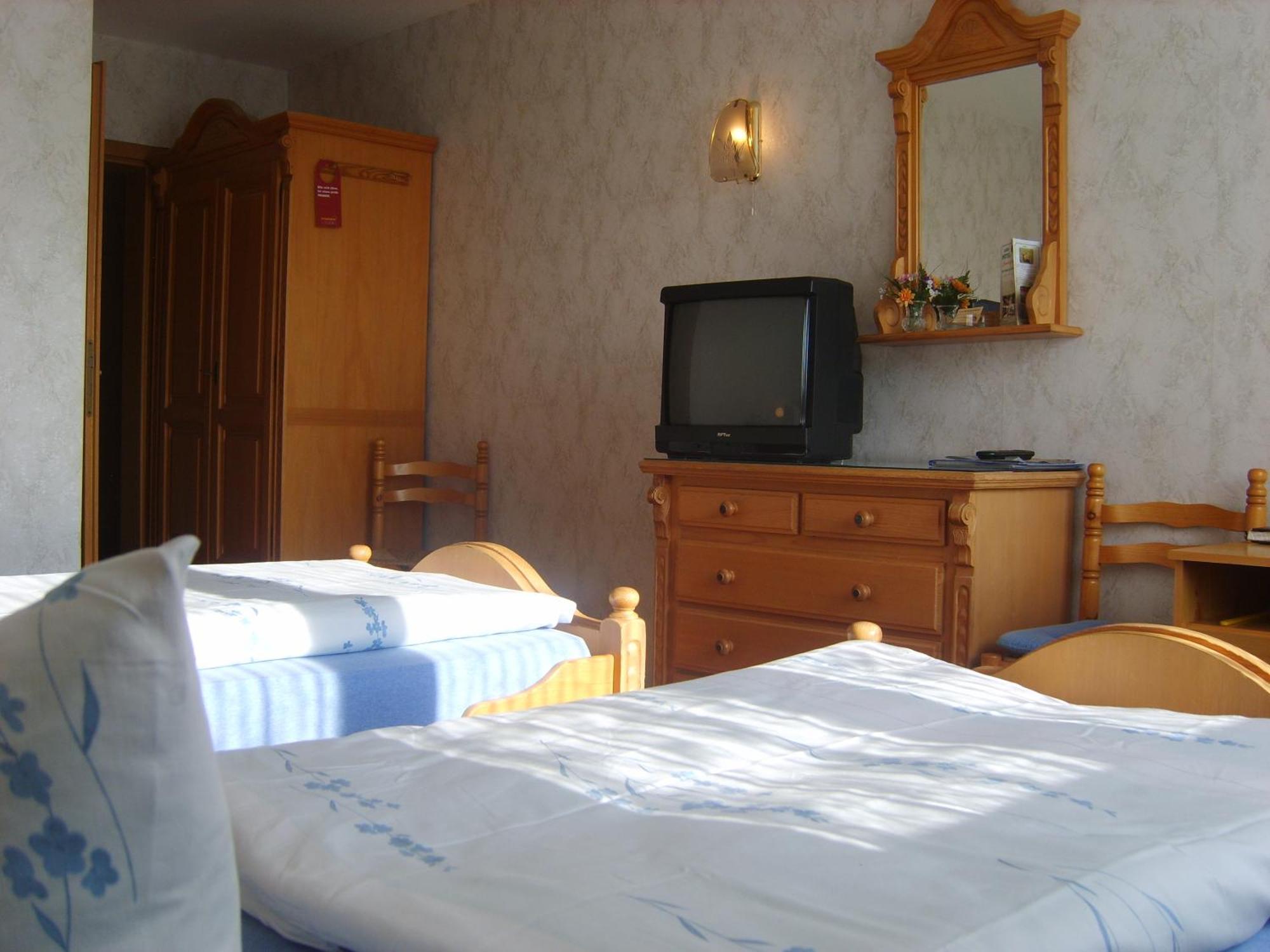 Landhotel Sperlingsberg Crimmitschau Eksteriør billede